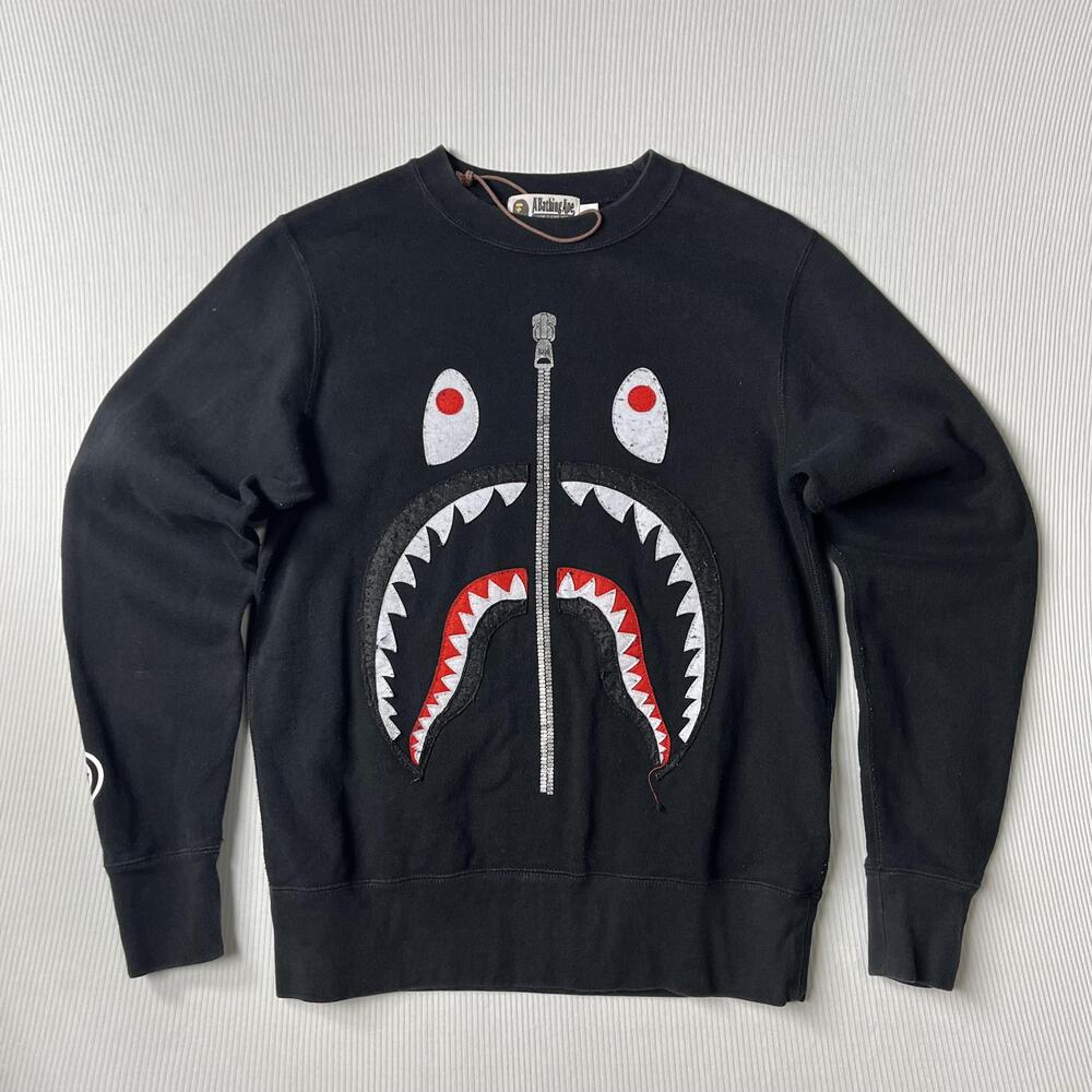 A Bathing Ape Sweatshirt Mens Small Black Shark Face Graphic Crewneck Fleece